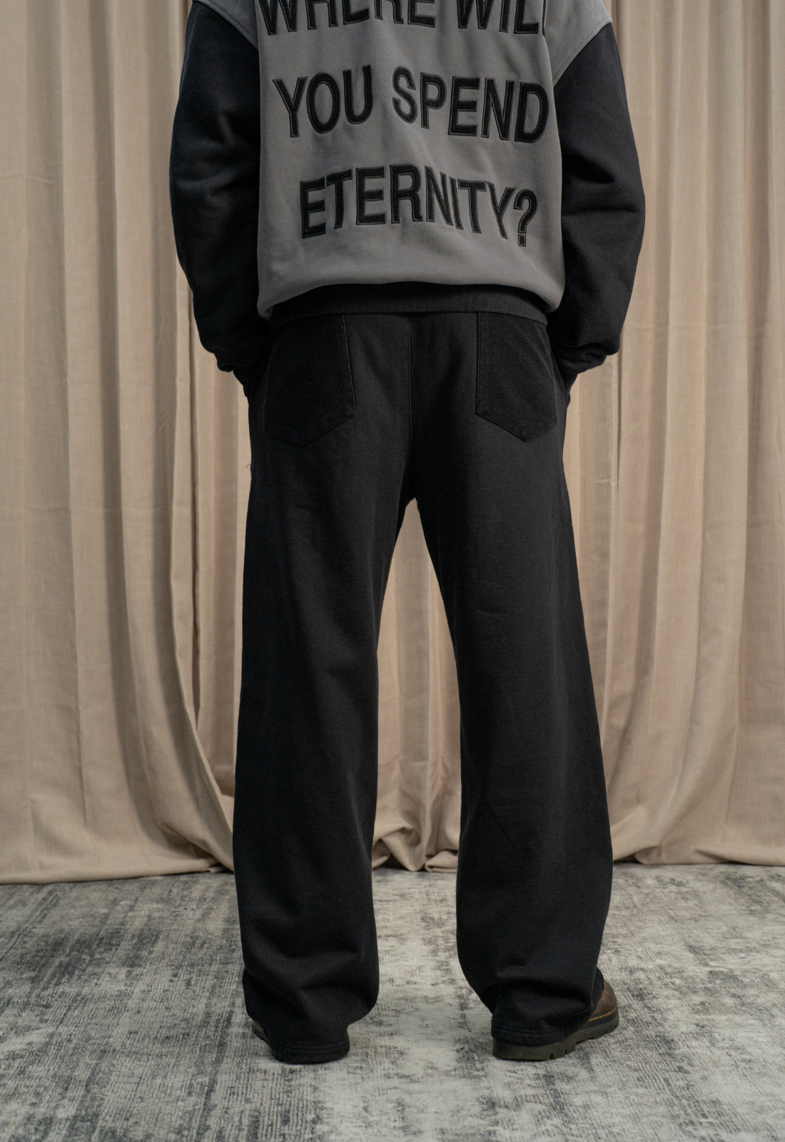 "CARPENTER" SWEATPANTS (BLACK)