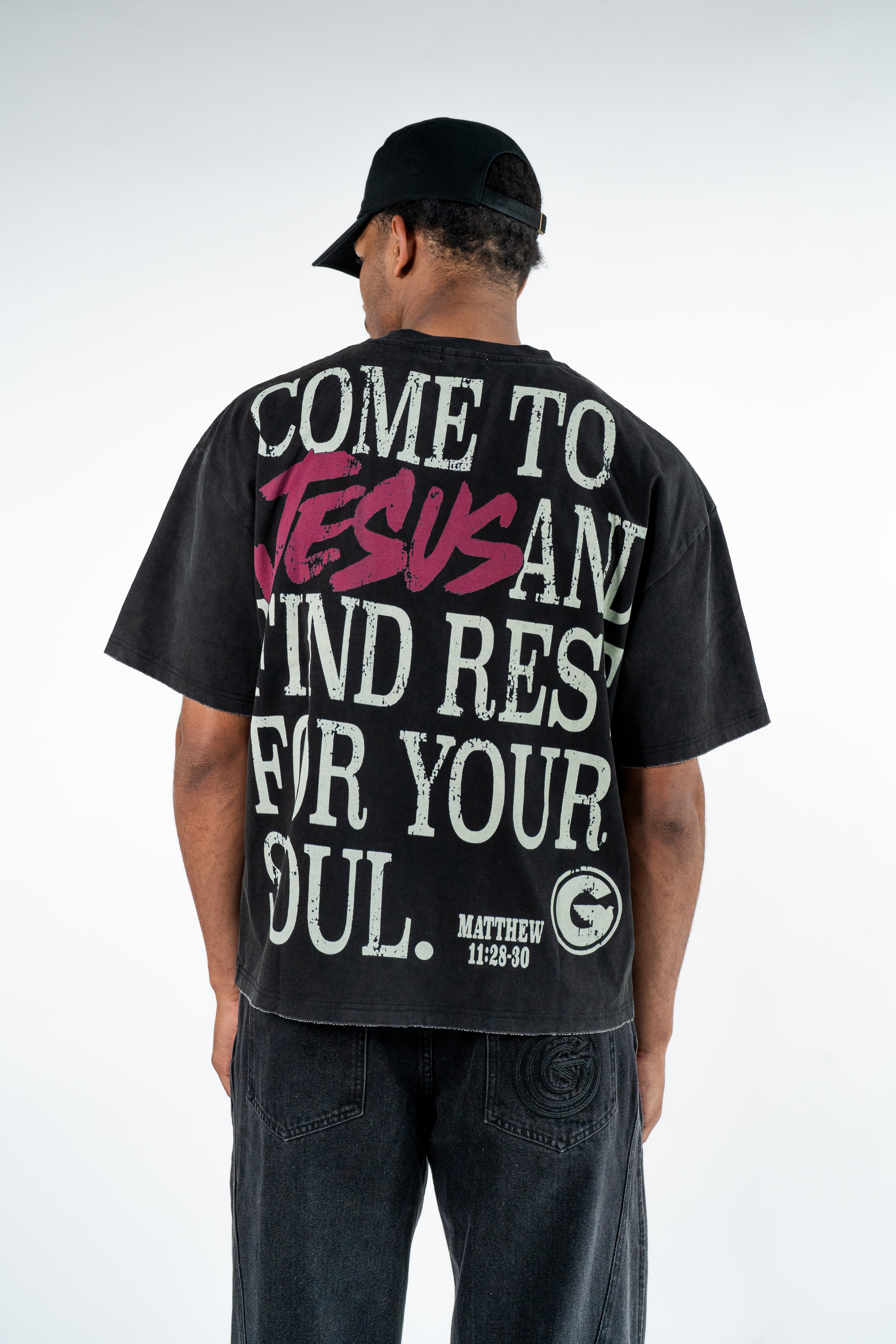 "HOLY GHOST" BOXY TEE