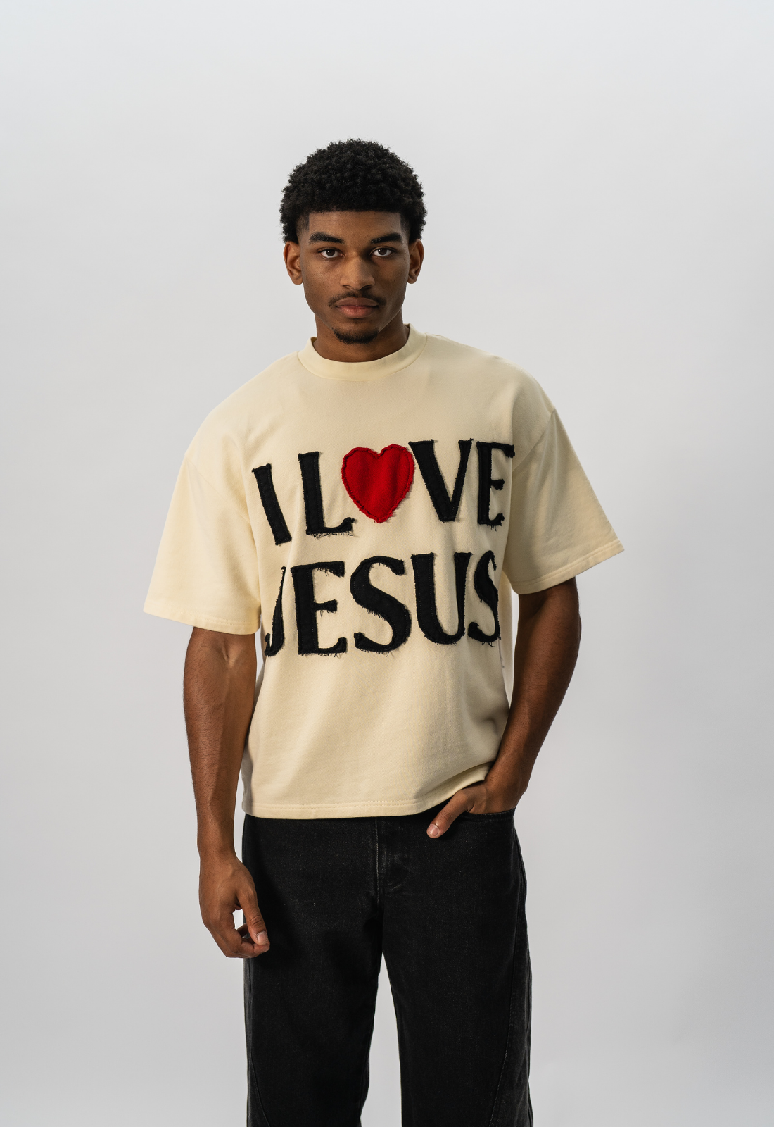 "I LOVE JESUS" TEE (CREAM)