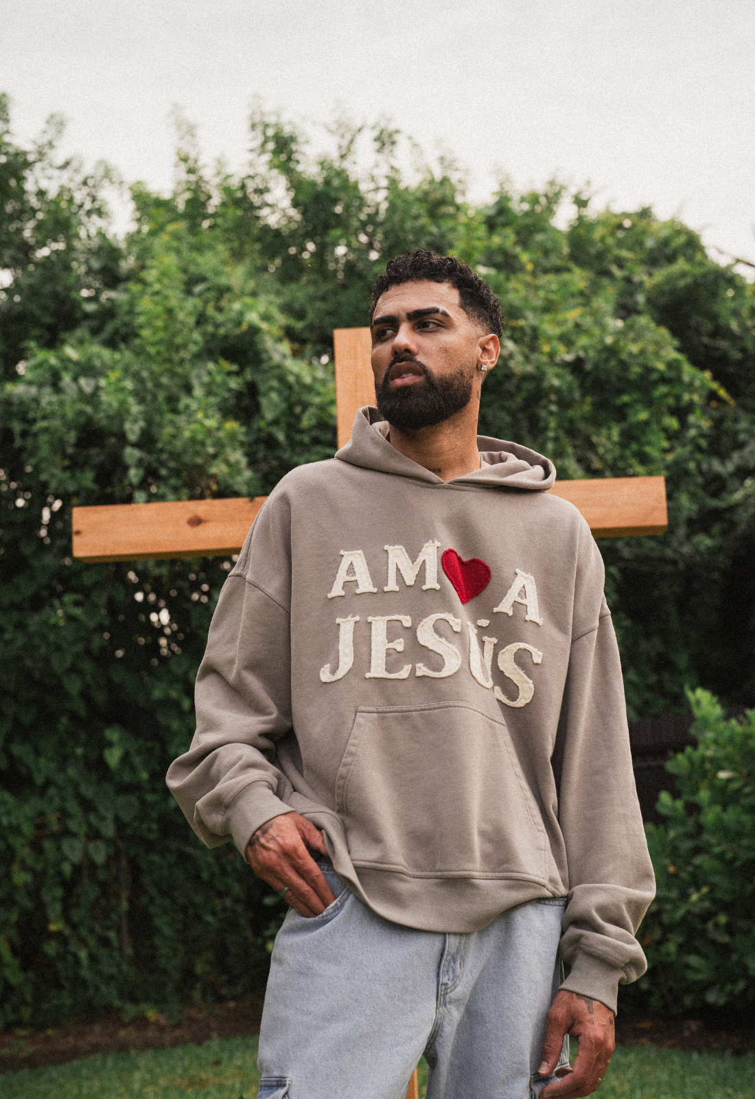 "AMO A JESÚS" HOODIE