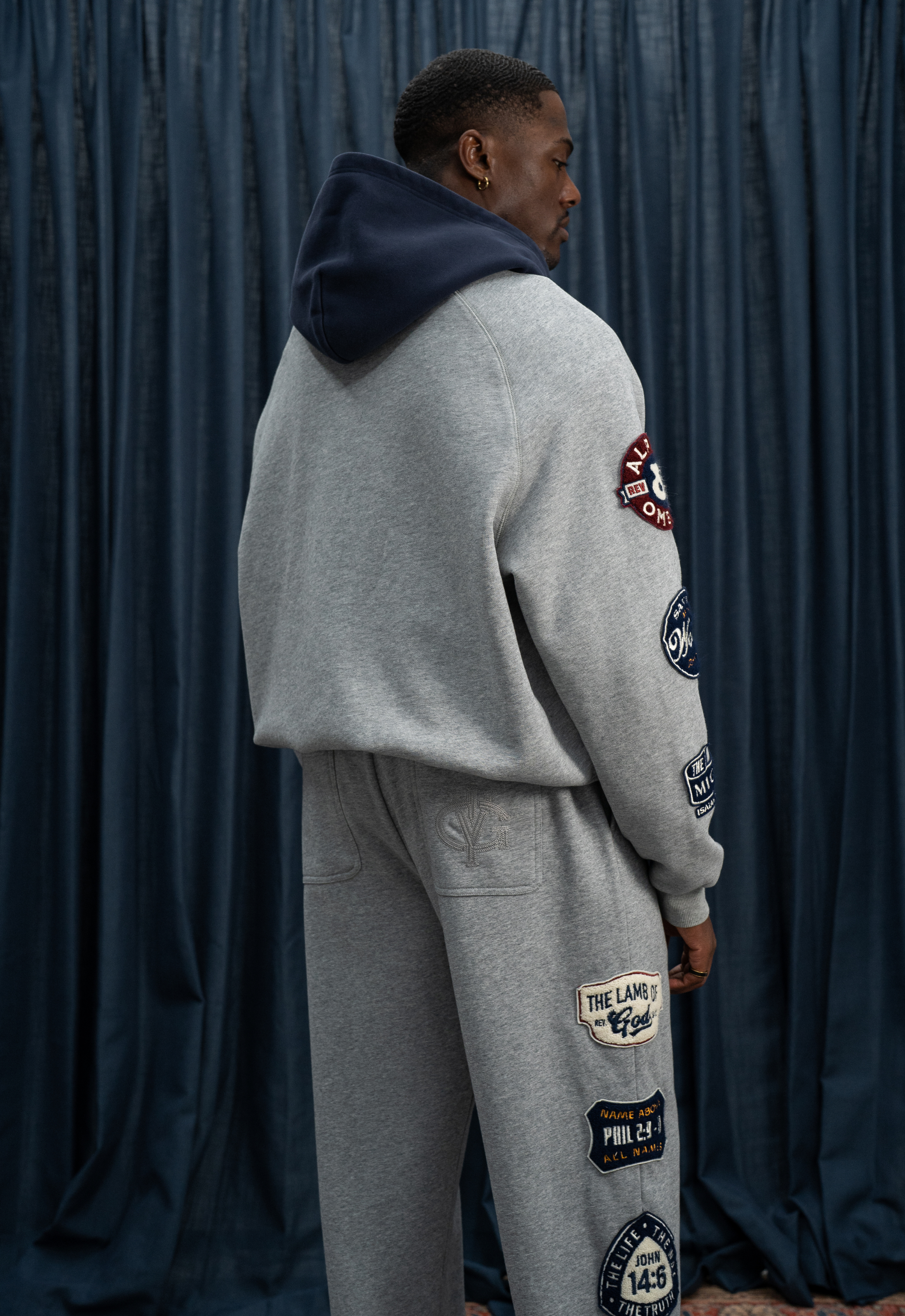 "JC" CHENILLE PATCH SWEATPANTS