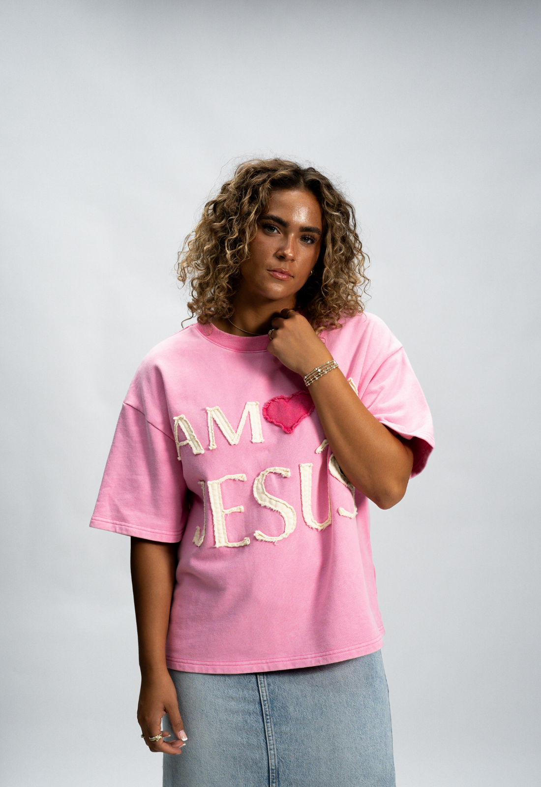 "AMO A JESÚS" TEE (PINK)
