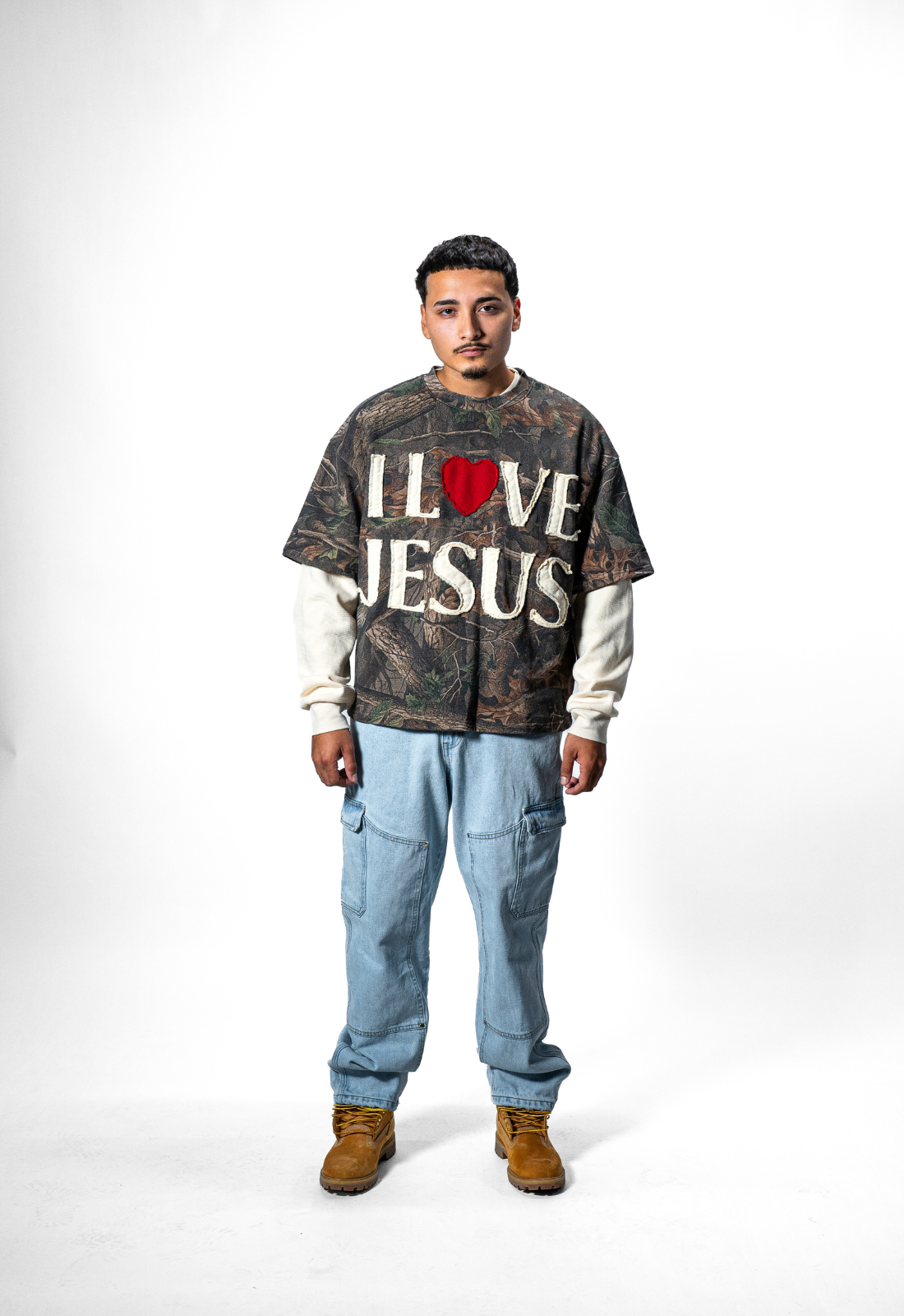 "I LOVE JESUS" TEE (CAMO)