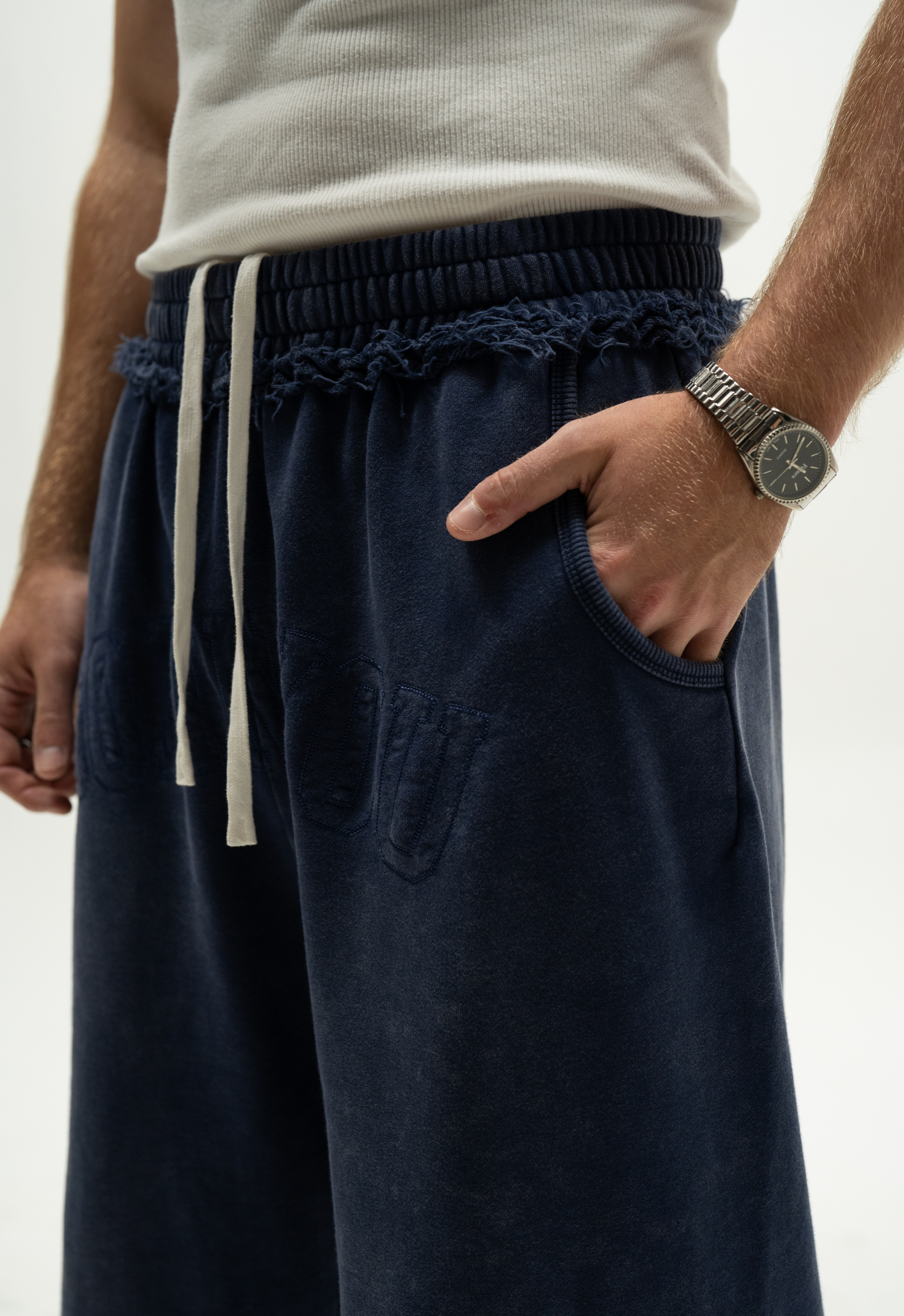 "GODINYOU" SWEATSHORTS (NAVY)