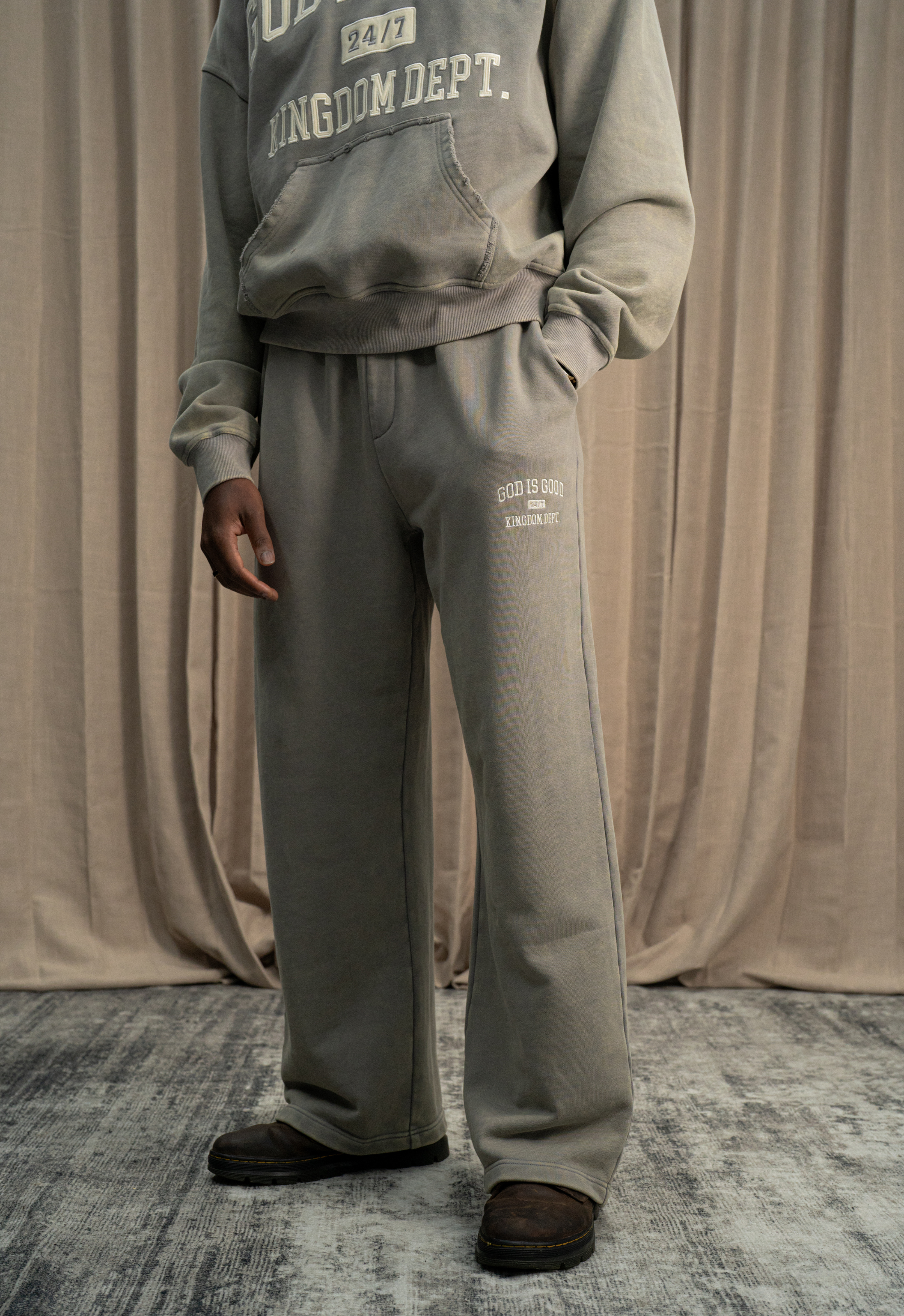 "GOD IS GOOD" SWEATPANTS (GREY)