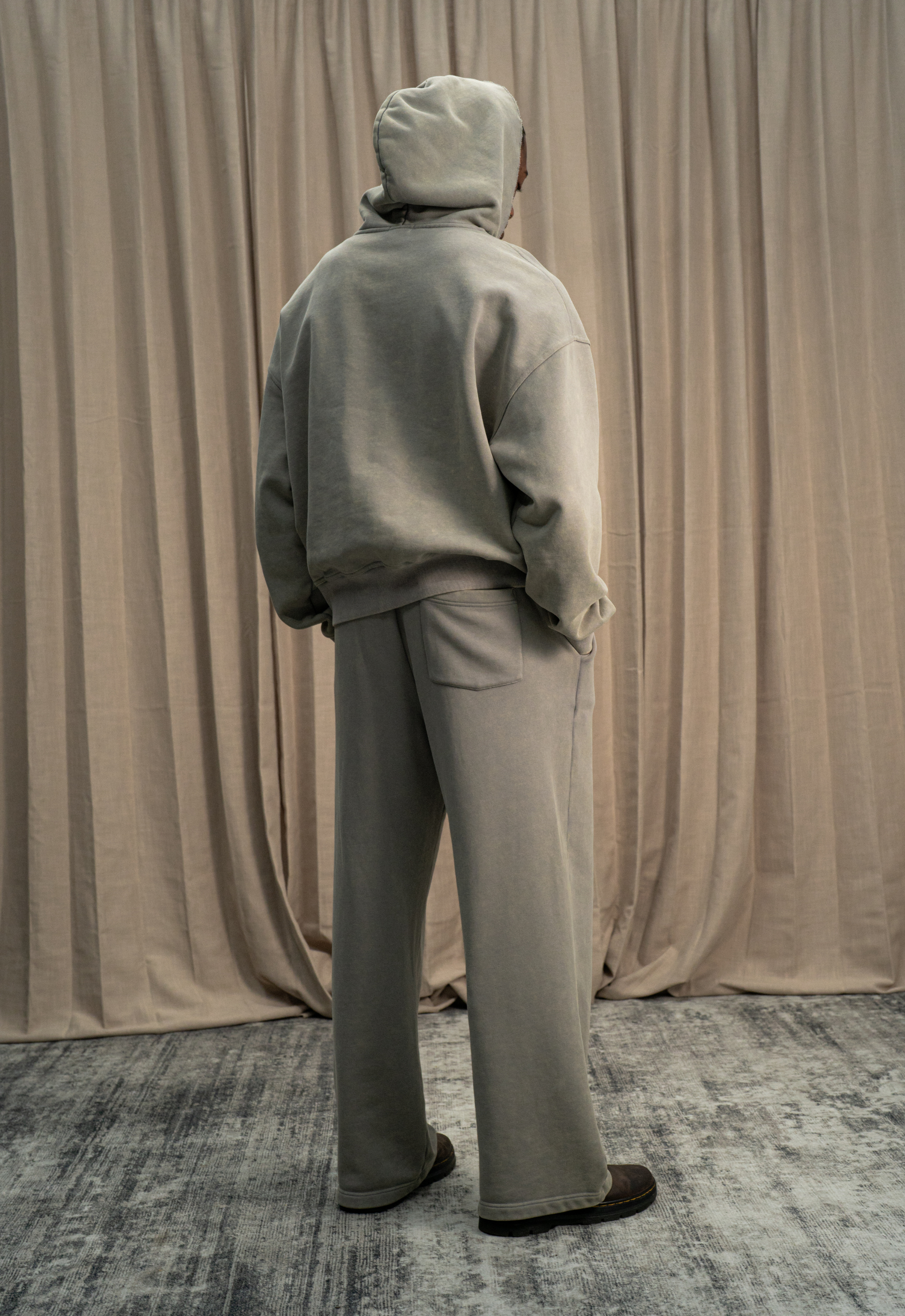 "GOD IS GOOD" SWEATPANTS (GREY)