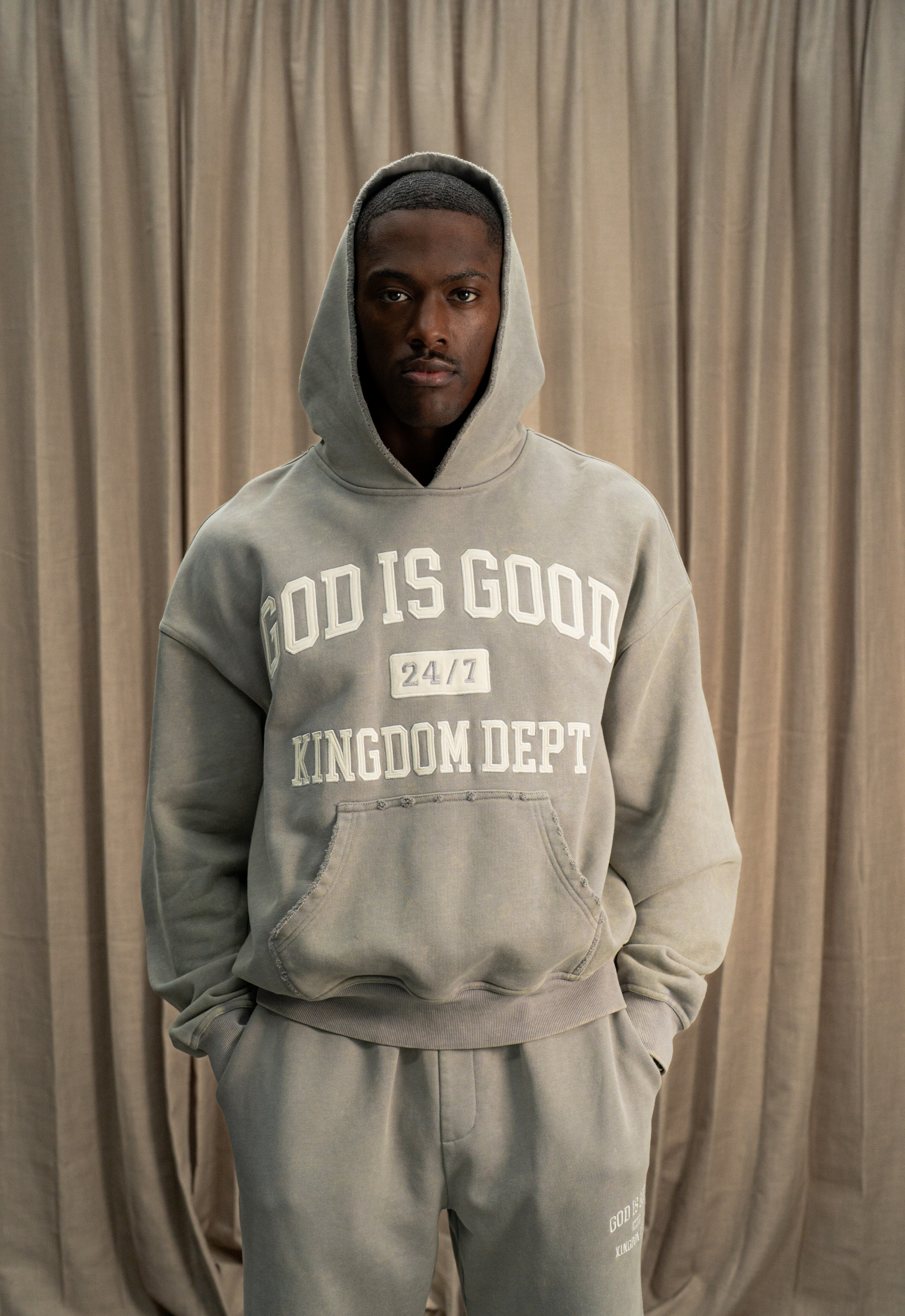 "GOD IS GOOD 2.0" HOODIE (GREY)