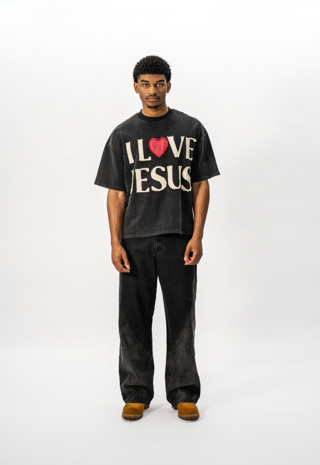 "I LOVE JESUS" TEE (BLACK)
