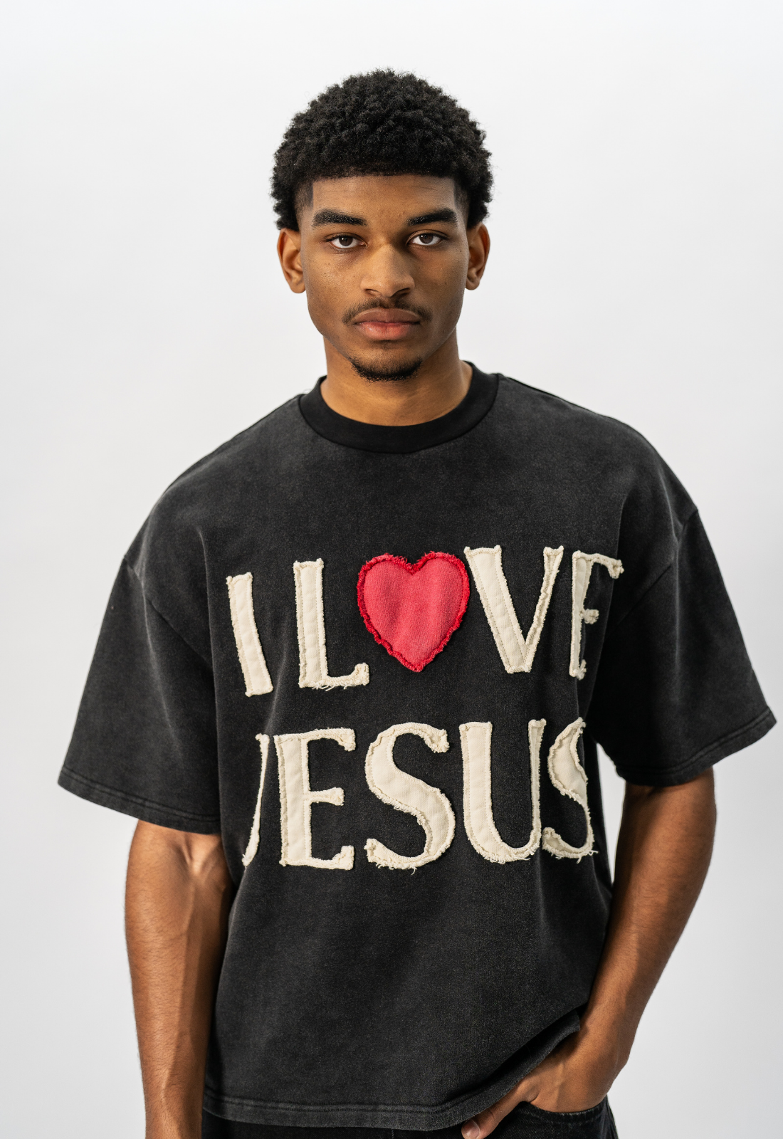 "I LOVE JESUS" TEE (BLACK)