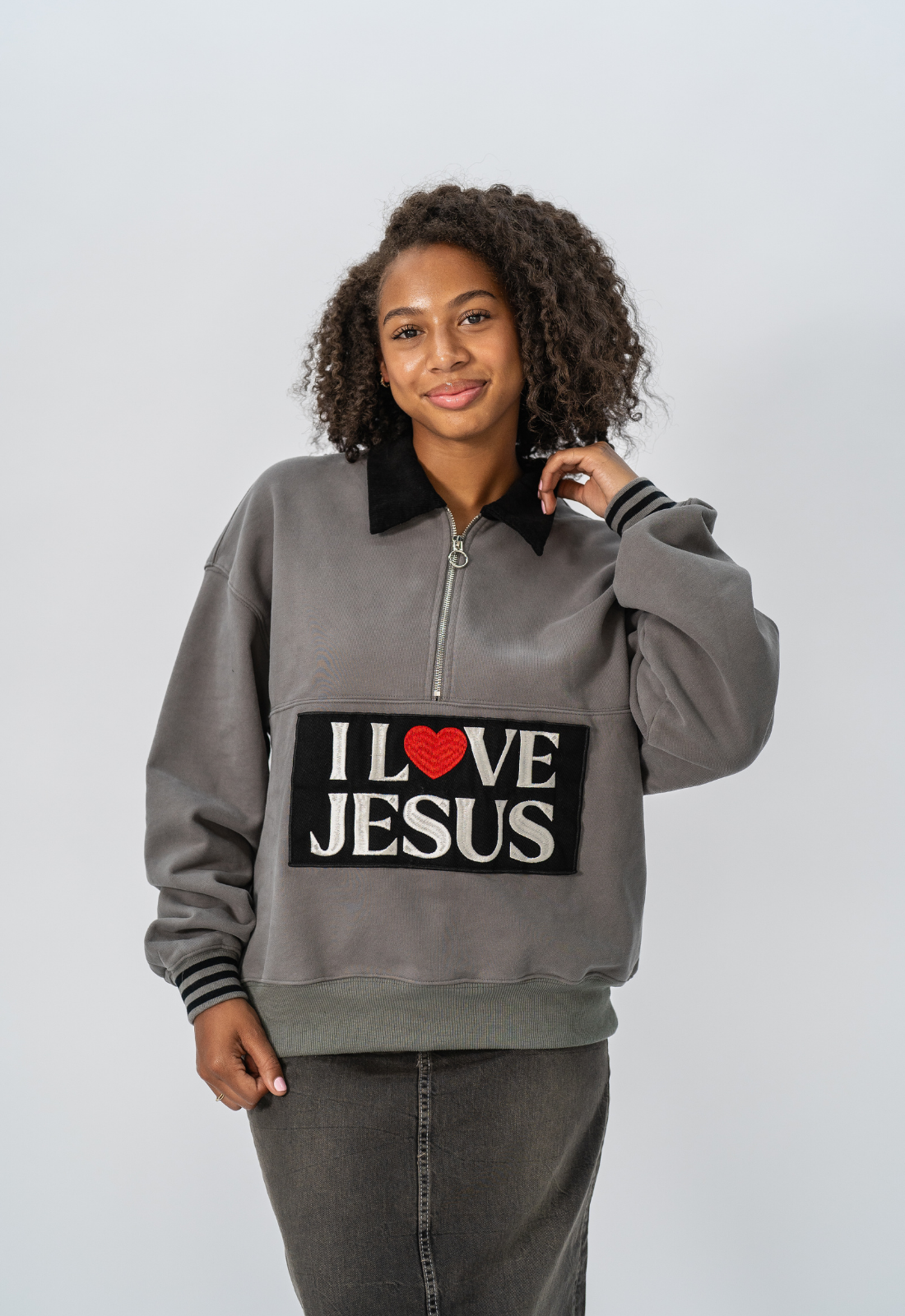 "I LOVE JESUS" HALF-ZIP PULLOVER (GREY)
