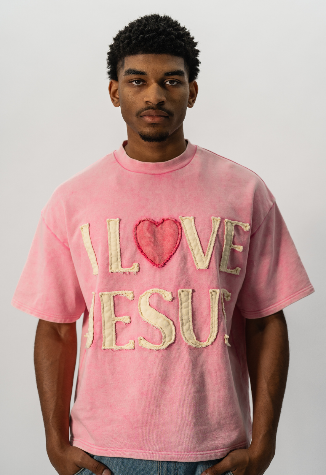 "I LOVE JESUS" TEE (PINK)