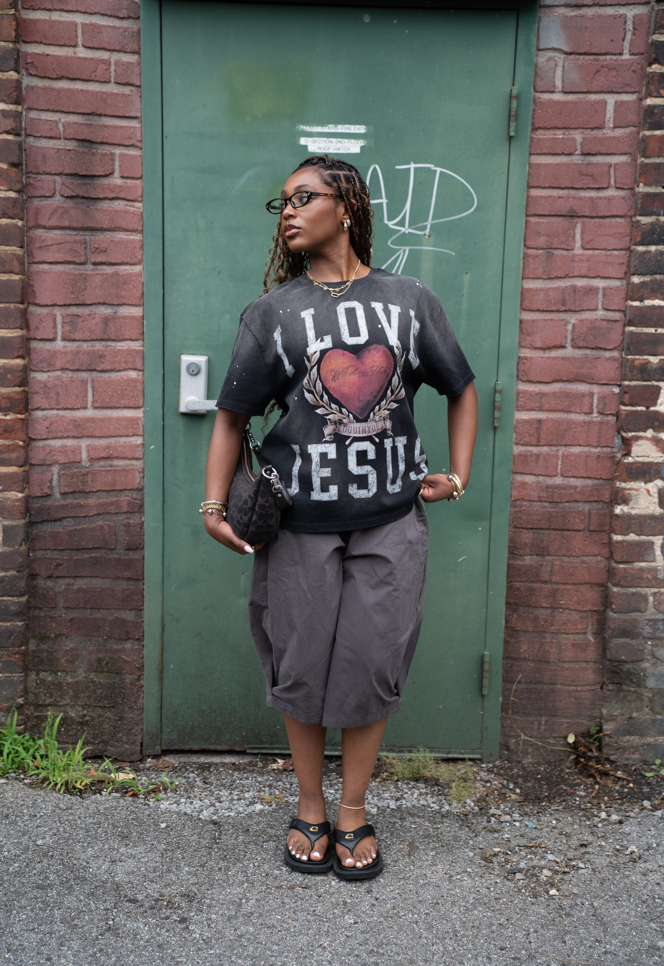 "I LOVE JESUS" TEE