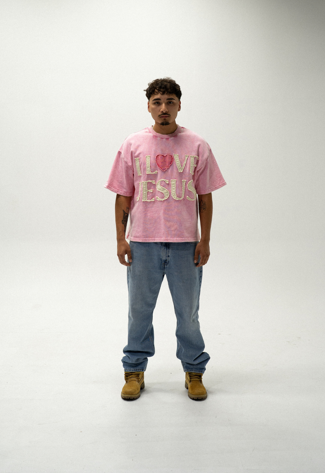 "I LOVE JESUS" TEE (PINK)