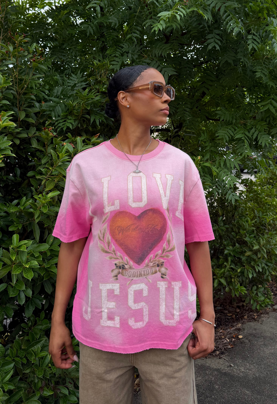 "I LOVE JESUS" TEE (PINK)