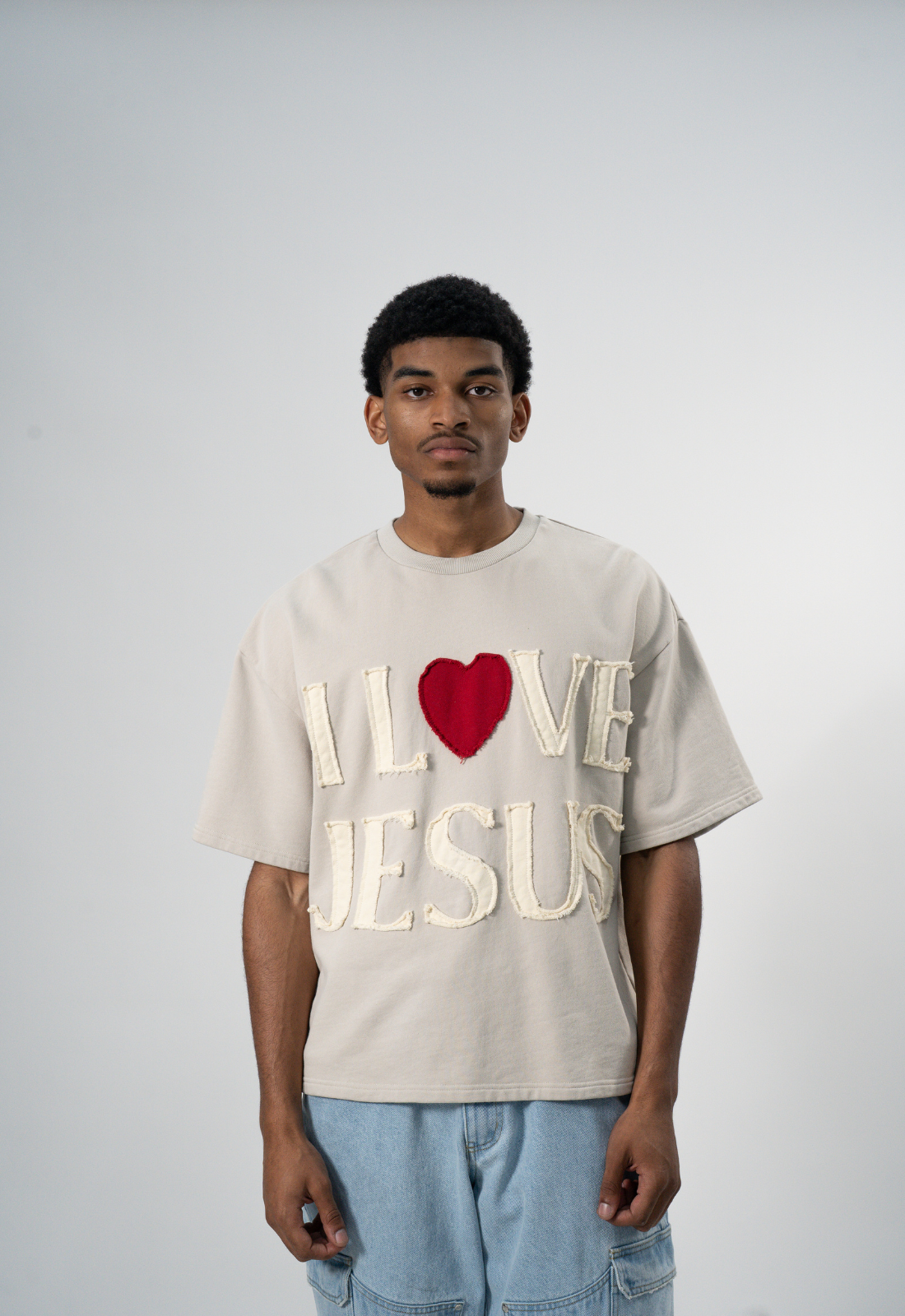 "I LOVE JESUS" TEE (STONE)