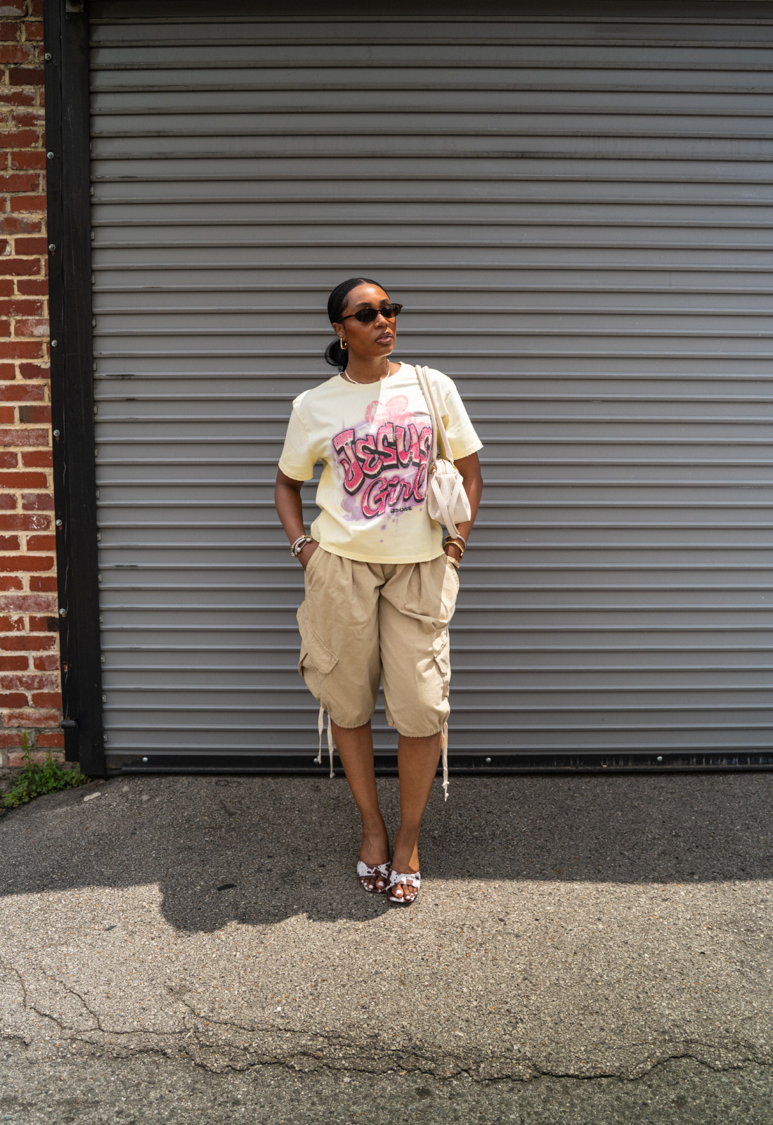 "JESUS GIRL" TEE BUTTER