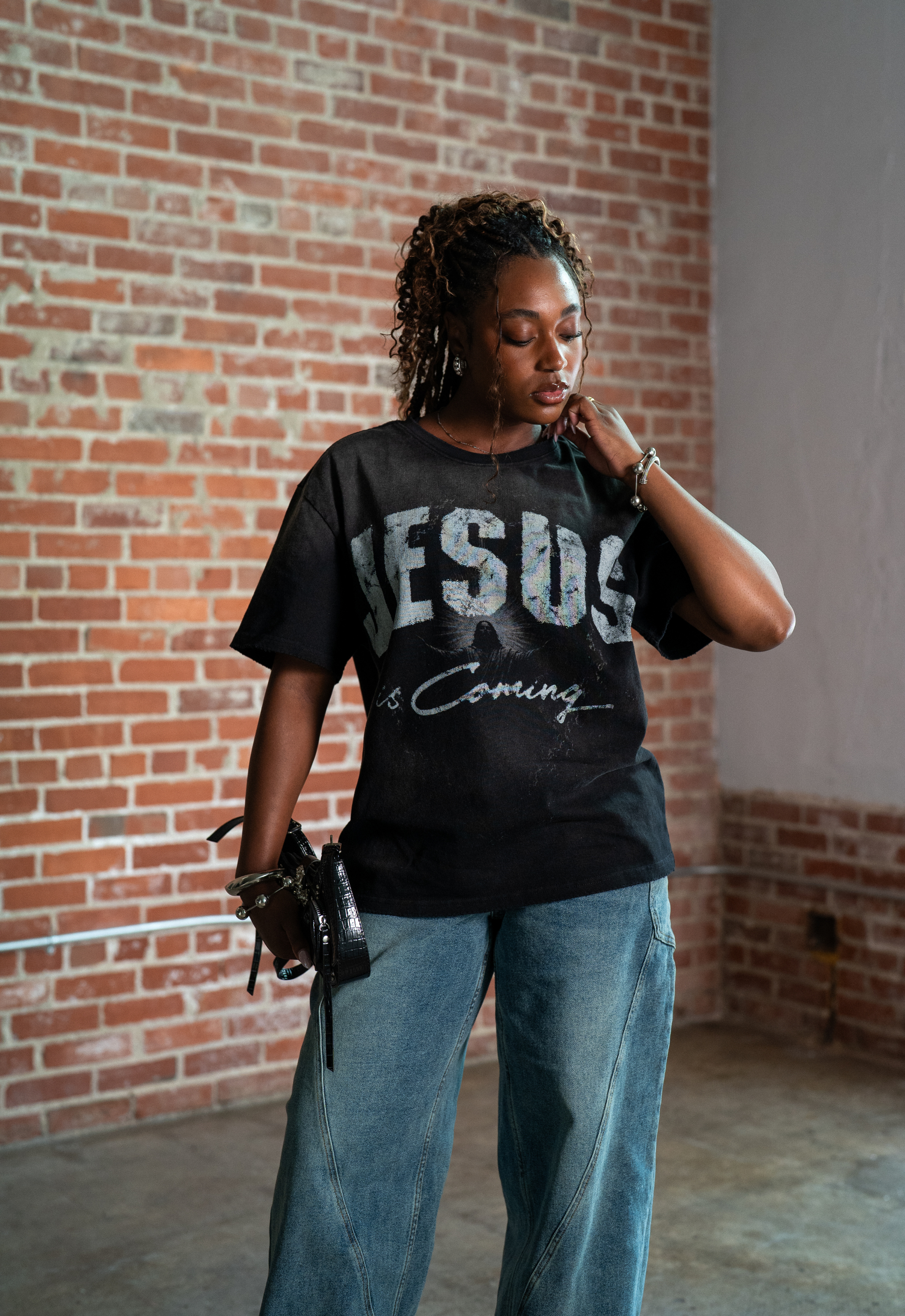 "JESUS IS COMING" TEE