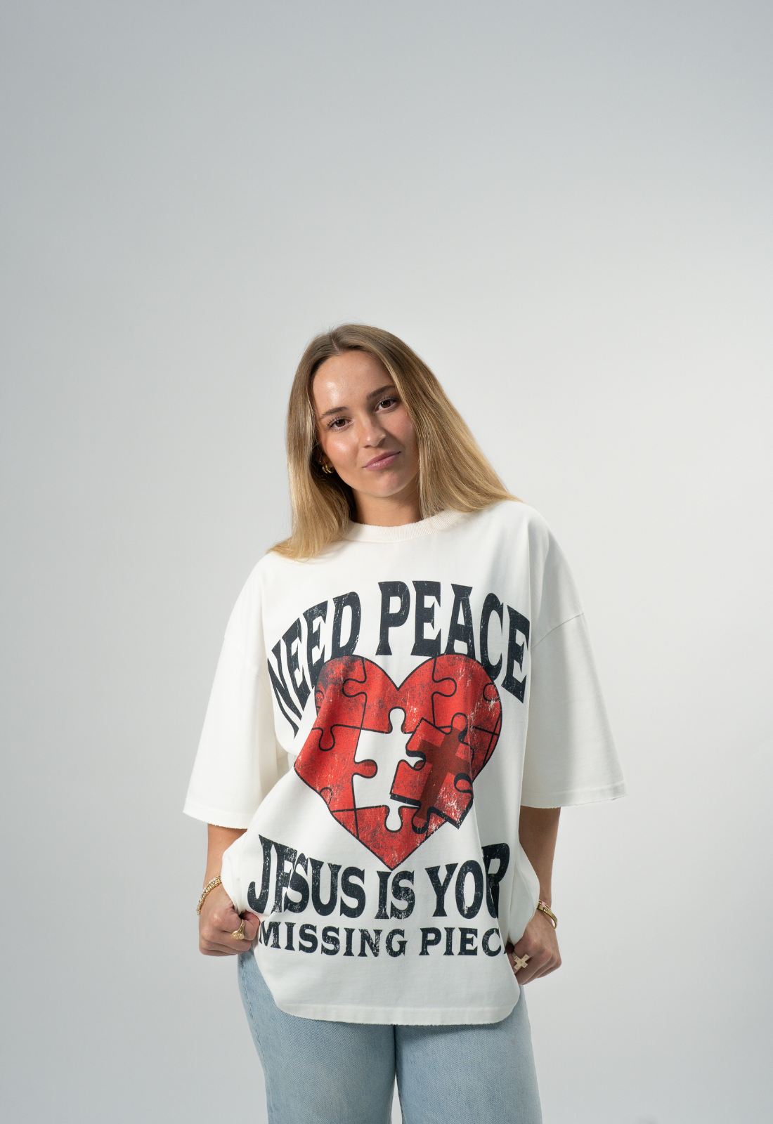 "NEED PEACE" BOXY TEE