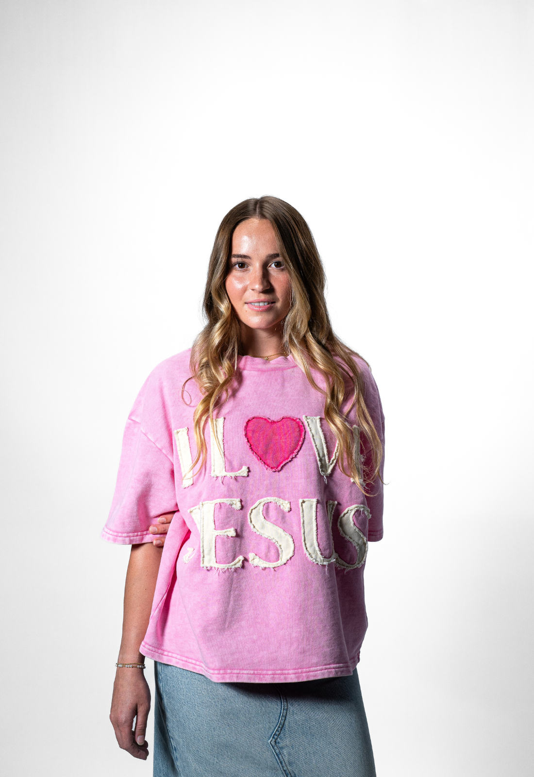 "I LOVE JESUS" TEE (PINK)