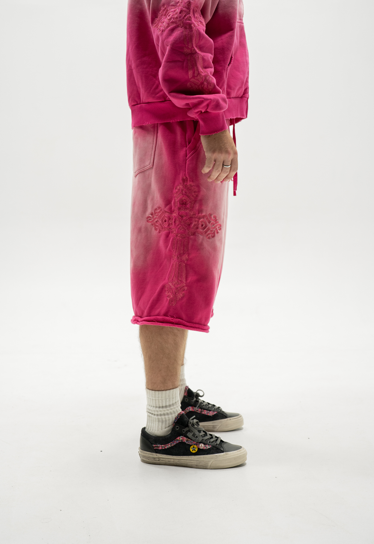 TATTERED CONVERTIBLE SWEATS (PINK)