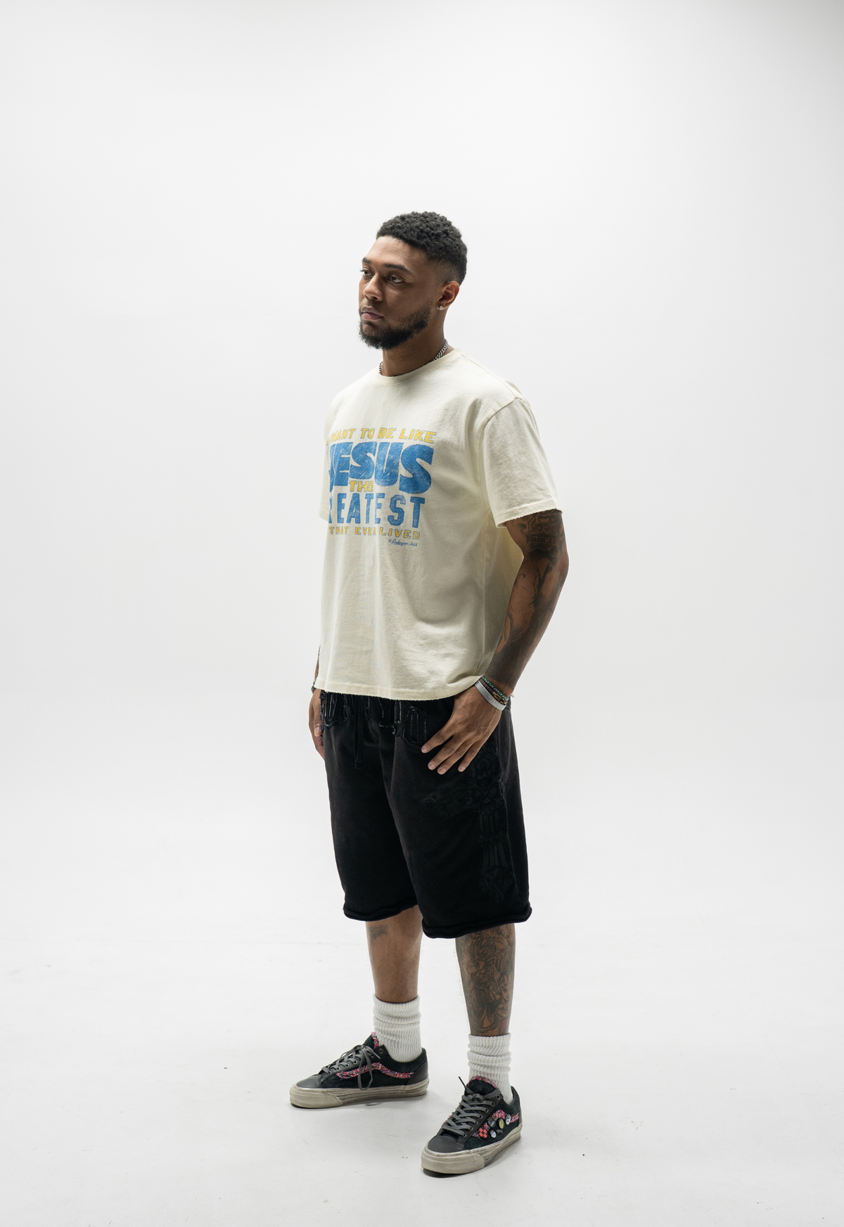 "THE GREATEST MAN" TEE